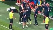 青岛海牛和北京国安的主教练是怎么了？双方在场下是要干起来吗？