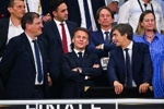 马克龙祝贺巴黎全队：你们是巴黎以及全法国的骄傲